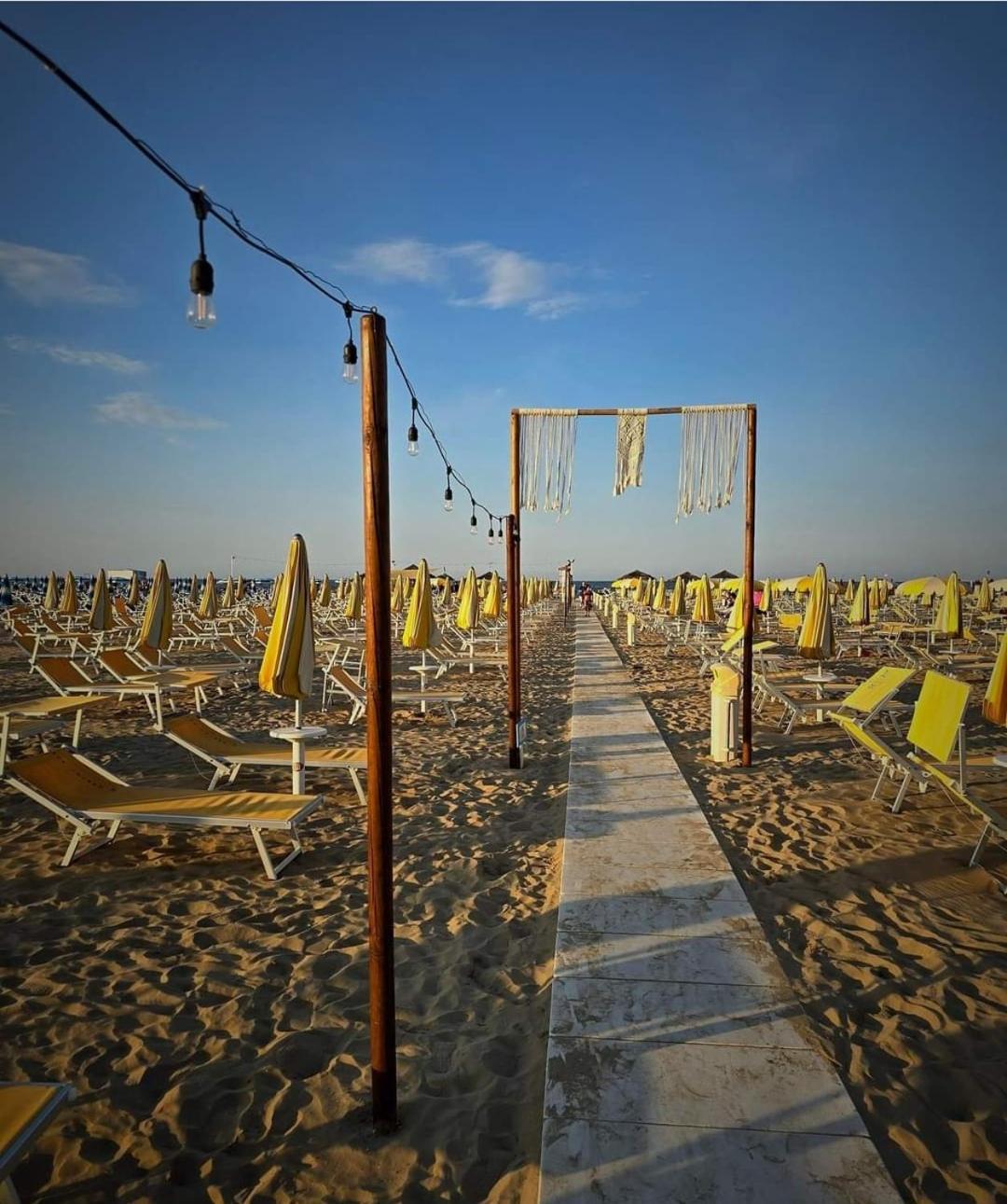 Hotel Clerice Rimini Esterno foto